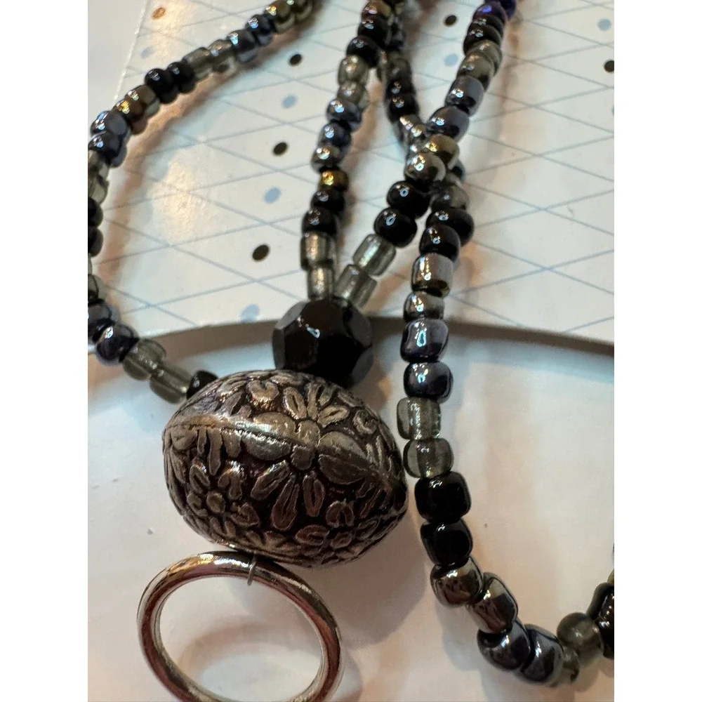 i.D. Beads Scholastic Black Silver Iridescent Beaded Lanyard ID Badge Holder